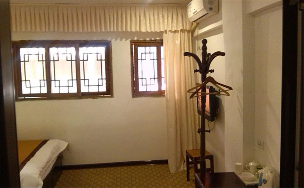 Wudangshan Yinjie Holiday Hotel Danjiangkou Bilik gambar